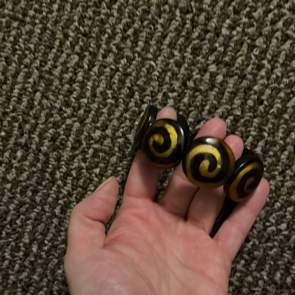 Swirl bracelet